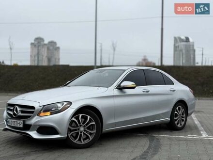 Мерседес Ц-Класс 2015 в Киеве на Automoto.ua Серый Мерседес Ц-Класс, объемом двигателя 1.99 л и пробегом 126 тыс. км за 19000 $, фото 1 на Automoto.ua