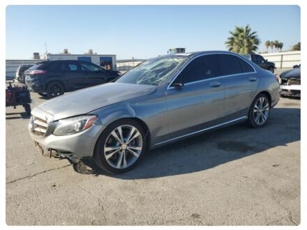 Сірий Мерседес Ц-Клас, об'ємом двигуна 2 л та пробігом 170 тис. км за 9400 $, фото 1 на Automoto.ua