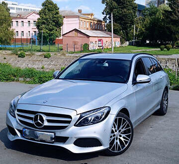 Серый Мерседес Ц-Класс, объемом двигателя 1.6 л и пробегом 312 тыс. км за 14200 $, фото 1 на Automoto.ua