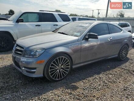 Серый Мерседес Ц-Класс, объемом двигателя 1.8 л и пробегом 111 тыс. км за 2000 $, фото 1 на Automoto.ua