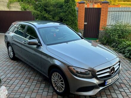 Сірий Мерседес Ц-Клас, об'ємом двигуна 2.1 л та пробігом 290 тис. км за 13000 $, фото 1 на Automoto.ua