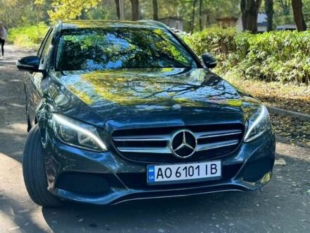 Мерседес Ц-Класс 2015 в Ужгороде на Automoto.ua Серый Мерседес Ц-Класс, объемом двигателя 1.6 л и пробегом 244 тыс. км за 15900 $, фото 1 на Automoto.ua