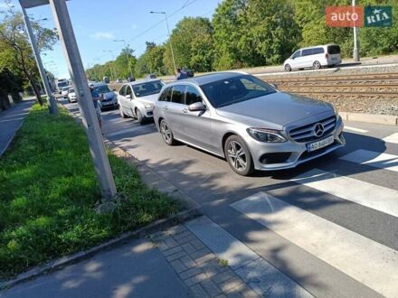 Мерседес Ц-Класс 2016 в Сваляве на Automoto.ua Серый Мерседес Ц-Класс, объемом двигателя 2.14 л и пробегом 227 тыс. км за 20500 $, фото 1 на Automoto.ua