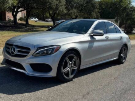 Мерседес Ц-Класс 2016 в Днепре (Днепропетровске) на Automoto.ua Серый Мерседес Ц-Класс, объемом двигателя 2 л и пробегом 73 тыс. км за 15000 $, фото 1 на Automoto.ua