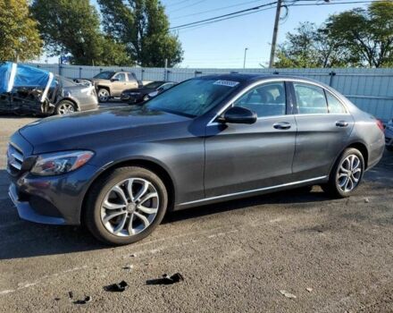Серый Мерседес Ц-Класс, объемом двигателя 2 л и пробегом 67 тыс. км за 3500 $, фото 1 на Automoto.ua