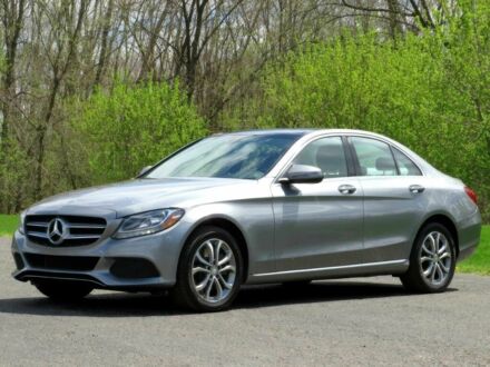 Мерседес Ц-Класс 2016 в Львове на Automoto.ua Серый Мерседес Ц-Класс, объемом двигателя 2 л и пробегом 89 тыс. км за 5000 $, фото 1 на Automoto.ua