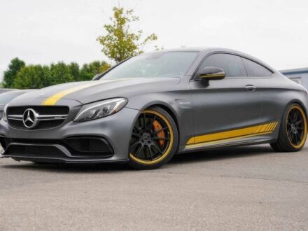 Мерседес Ц-Класс 2017 в Львове на Automoto.ua Серый Мерседес Ц-Класс, объемом двигателя 4 л и пробегом 109 тыс. км за 20000 $, фото 1 на Automoto.ua