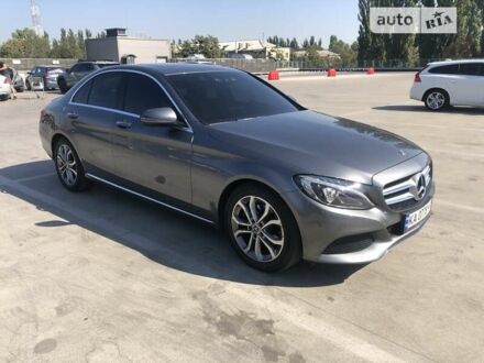 Мерседес Ц-Класс 2017 в Киеве на Automoto.ua Серый Мерседес Ц-Класс, объемом двигателя 2.1 л и пробегом 172 тыс. км за 21700 $, фото 1 на Automoto.ua