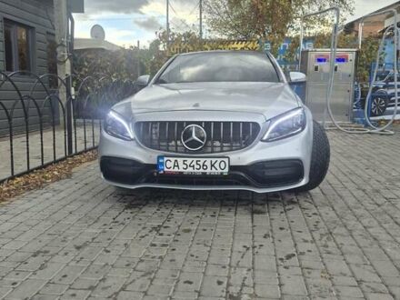 Серый Мерседес Ц-Класс, объемом двигателя 2 л и пробегом 159 тыс. км за 25000 $, фото 1 на Automoto.ua