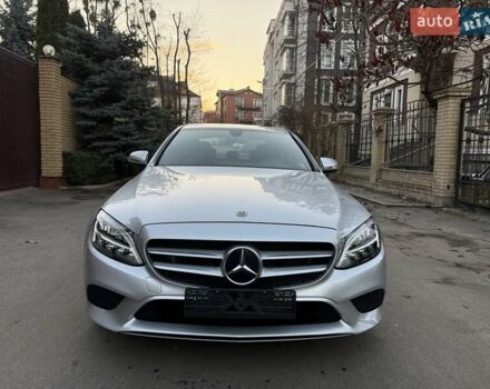 Серый Мерседес Ц-Класс, объемом двигателя 1.99 л и пробегом 37 тыс. км за 25500 $, фото 1 на Automoto.ua