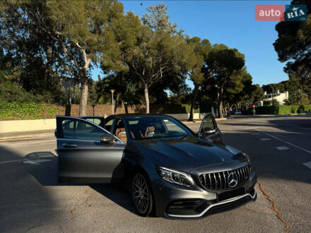Мерседес Ц-Класс 2019 в Киеве на Automoto.ua Серый Мерседес Ц-Класс, объемом двигателя 3.98 л и пробегом 82 тыс. км за 47000 $, фото 1 на Automoto.ua