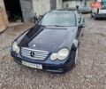 Синий Мерседес Ц-Класс, объемом двигателя 2 л и пробегом 223 тыс. км за 4500 $, фото 22 на Automoto.ua