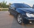 Синій Мерседес Ц-Клас, об'ємом двигуна 2.7 л та пробігом 407 тис. км за 4800 $, фото 8 на Automoto.ua