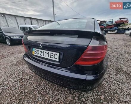 Синий Мерседес Ц-Класс, объемом двигателя 2 л и пробегом 223 тыс. км за 4500 $, фото 15 на Automoto.ua