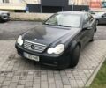 Синий Мерседес Ц-Класс, объемом двигателя 1.8 л и пробегом 410 тыс. км за 3800 $, фото 9 на Automoto.ua