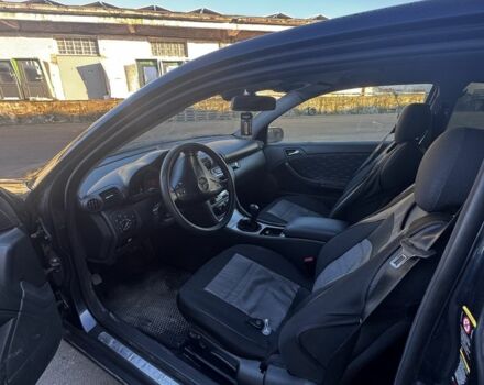 Синій Мерседес Ц-Клас, об'ємом двигуна 1.8 л та пробігом 200 тис. км за 4900 $, фото 4 на Automoto.ua