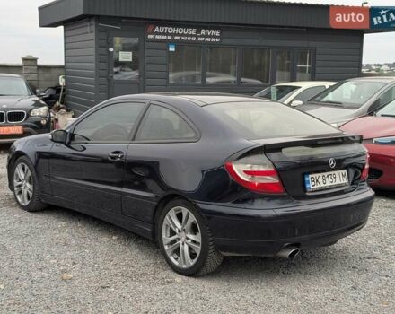 Синій Мерседес Ц-Клас, об'ємом двигуна 2.1 л та пробігом 306 тис. км за 6450 $, фото 18 на Automoto.ua
