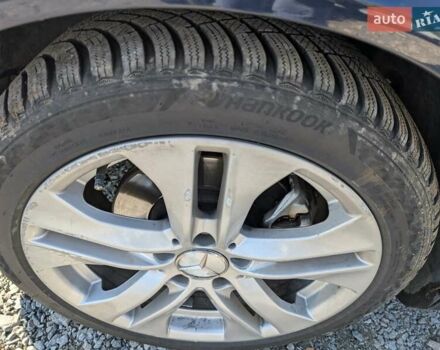 Мерседес Ц-Класс 2005 в Ровно на Automoto.ua Синий Мерседес Ц-Класс, объемом двигателя 2.1 л и пробегом 305 тыс. км за 6450 $, фото 20 на Automoto.ua