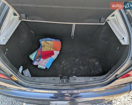 Мерседес Ц-Класс 2005 в Ровно на Automoto.ua Синий Мерседес Ц-Класс, объемом двигателя 2.1 л и пробегом 305 тыс. км за 6450 $, фото 15 на Automoto.ua