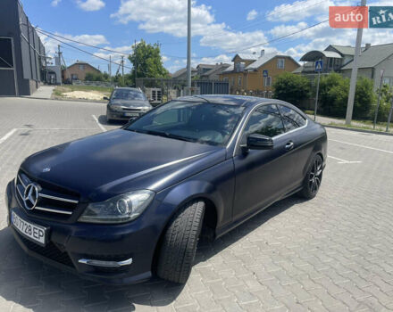 Синий Мерседес Ц-Класс, объемом двигателя 1.8 л и пробегом 170 тыс. км за 13700 $, фото 6 на Automoto.ua