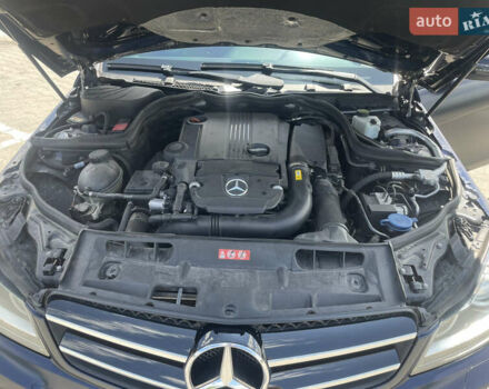 Синий Мерседес Ц-Класс, объемом двигателя 1.8 л и пробегом 170 тыс. км за 13700 $, фото 49 на Automoto.ua