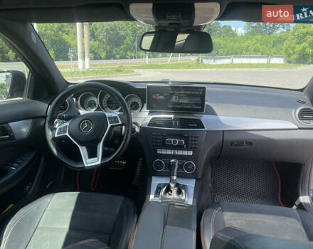 Синий Мерседес Ц-Класс, объемом двигателя 1.8 л и пробегом 170 тыс. км за 13700 $, фото 36 на Automoto.ua