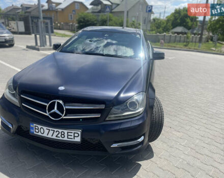 Синий Мерседес Ц-Класс, объемом двигателя 1.8 л и пробегом 170 тыс. км за 13700 $, фото 7 на Automoto.ua