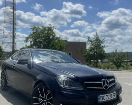 Синий Мерседес Ц-Класс, объемом двигателя 1.8 л и пробегом 170 тыс. км за 13700 $, фото 10 на Automoto.ua