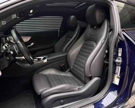 Синий Мерседес Ц-Класс, объемом двигателя 3 л и пробегом 121 тыс. км за 33000 $, фото 4 на Automoto.ua