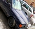 Синій Мерседес Ц-Клас, об'ємом двигуна 2 л та пробігом 300 тис. км за 800 $, фото 1 на Automoto.ua