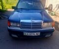 Синій Мерседес Ц-Клас, об'ємом двигуна 2 л та пробігом 300 тис. км за 1650 $, фото 1 на Automoto.ua
