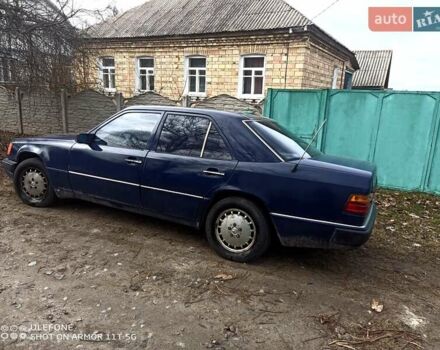 Синій Мерседес Ц-Клас, об'ємом двигуна 0 л та пробігом 333 тис. км за 1550 $, фото 10 на Automoto.ua