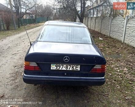 Синій Мерседес Ц-Клас, об'ємом двигуна 0 л та пробігом 333 тис. км за 1550 $, фото 5 на Automoto.ua