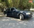 Синий Мерседес Ц-Класс, объемом двигателя 1.8 л и пробегом 300 тыс. км за 2800 $, фото 6 на Automoto.ua