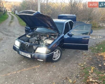 Мерседес Ц-Класс 1995 в Виннице на Automoto.ua Синий Мерседес Ц-Класс, объемом двигателя 1.8 л и пробегом 570 тыс. км за 2497 $, фото 21 на Automoto.ua