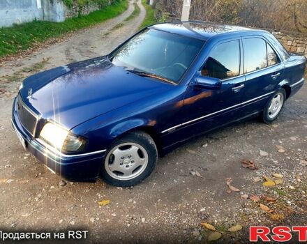 Мерседес Ц-Класс 1995 в Виннице на Automoto.ua Синий Мерседес Ц-Класс, объемом двигателя 1.8 л и пробегом 320 тыс. км за 2497 $, фото 8 на Automoto.ua