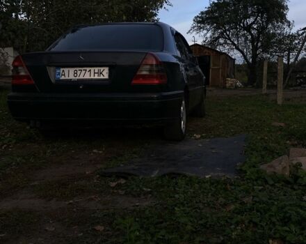 Синий Мерседес Ц-Класс, объемом двигателя 2.2 л и пробегом 330 тыс. км за 2000 $, фото 5 на Automoto.ua