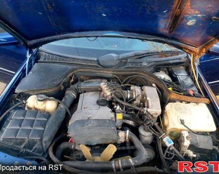 Мерседес Ц-Класс 1995 в Виннице на Automoto.ua Синий Мерседес Ц-Класс, объемом двигателя 1.8 л и пробегом 320 тыс. км за 2497 $, фото 12 на Automoto.ua