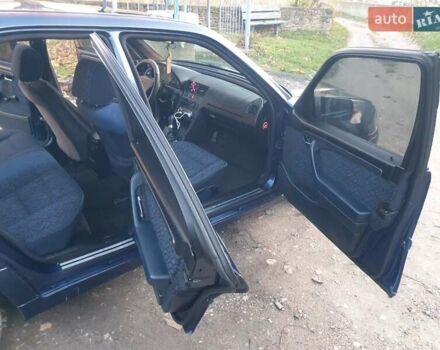 Мерседес Ц-Класс 1995 в Виннице на Automoto.ua Синий Мерседес Ц-Класс, объемом двигателя 1.8 л и пробегом 570 тыс. км за 2497 $, фото 14 на Automoto.ua