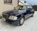 Синий Мерседес Ц-Класс, объемом двигателя 1.8 л и пробегом 360 тыс. км за 1350 $, фото 1 на Automoto.ua