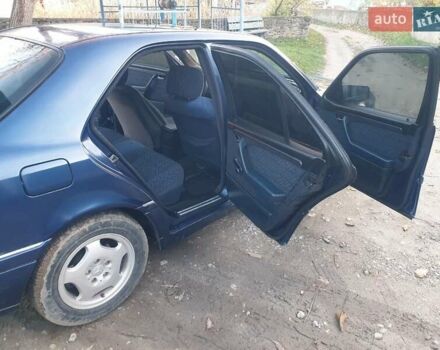 Мерседес Ц-Класс 1995 в Виннице на Automoto.ua Синий Мерседес Ц-Класс, объемом двигателя 1.8 л и пробегом 570 тыс. км за 2497 $, фото 15 на Automoto.ua