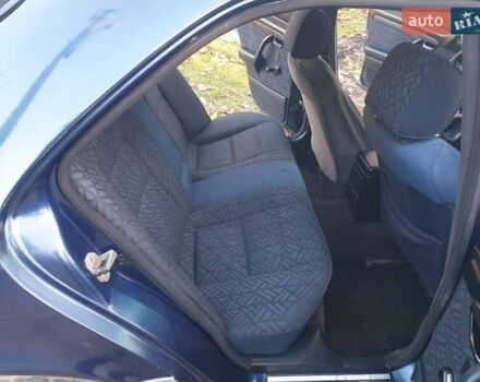 Мерседес Ц-Класс 1995 в Виннице на Automoto.ua Синий Мерседес Ц-Класс, объемом двигателя 1.8 л и пробегом 570 тыс. км за 2497 $, фото 16 на Automoto.ua