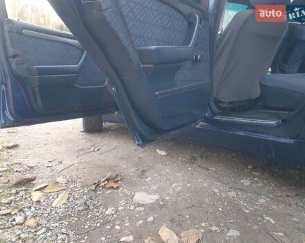 Мерседес Ц-Класс 1995 в Виннице на Automoto.ua Синий Мерседес Ц-Класс, объемом двигателя 1.8 л и пробегом 570 тыс. км за 2497 $, фото 12 на Automoto.ua