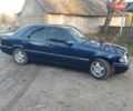 Мерседес Ц-Класс 1995 в Виннице на Automoto.ua Синий Мерседес Ц-Класс, объемом двигателя 1.8 л и пробегом 570 тыс. км за 2497 $, фото 4 на Automoto.ua