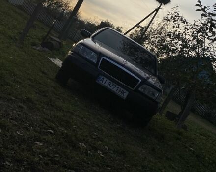 Синий Мерседес Ц-Класс, объемом двигателя 2.2 л и пробегом 330 тыс. км за 2000 $, фото 4 на Automoto.ua