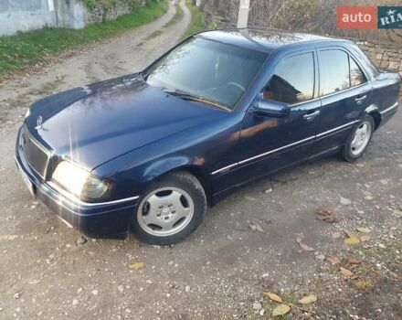 Мерседес Ц-Класс 1995 в Виннице на Automoto.ua Синий Мерседес Ц-Класс, объемом двигателя 1.8 л и пробегом 570 тыс. км за 2497 $, фото 9 на Automoto.ua