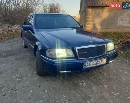 Мерседес Ц-Класс 1995 в Виннице на Automoto.ua Синий Мерседес Ц-Класс, объемом двигателя 1.8 л и пробегом 570 тыс. км за 2497 $, фото 2 на Automoto.ua