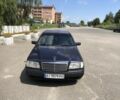 Синий Мерседес Ц-Класс, объемом двигателя 1.8 л и пробегом 300 тыс. км за 2800 $, фото 2 на Automoto.ua
