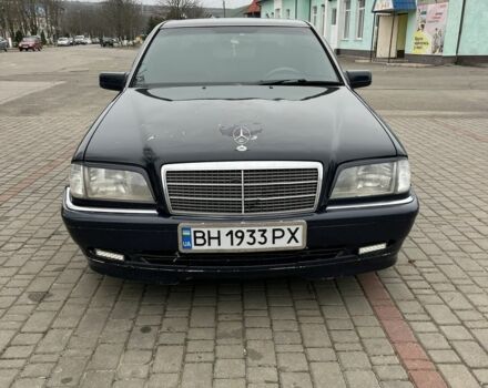 Синій Мерседес Ц-Клас, об'ємом двигуна 1.8 л та пробігом 386 тис. км за 3000 $, фото 1 на Automoto.ua