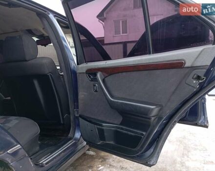 Синій Мерседес Ц-Клас, об'ємом двигуна 1.8 л та пробігом 346 тис. км за 1600 $, фото 8 на Automoto.ua